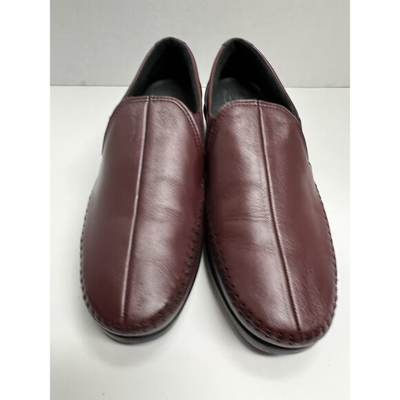 SAS Women’s Dream Wine Leather Slip On Shoes 1.5” Heel Size 8.5 Medium - Picture 2 of 11
